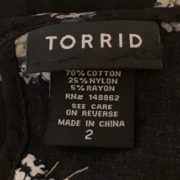 Sale 5 For $25 Torrid Blouse - Picture 8 of 9